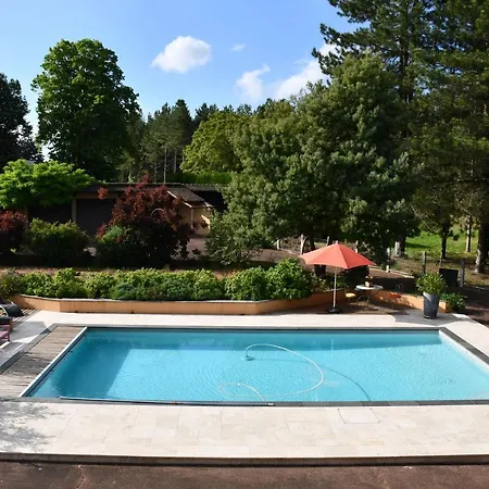 La Californie منزل للإقامة Changé